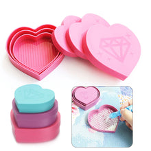 Load image into Gallery viewer, Heart Shape Diamond Painting Drills Tray