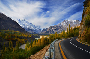 Karakoram Highway Gilgit - Pakistan
