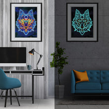 Load image into Gallery viewer, Glow in the dark Wolf Diamond Kit