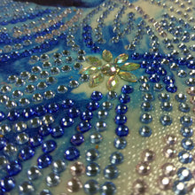 Load image into Gallery viewer, White Wolf - Special Diamond Painting