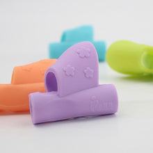 Load image into Gallery viewer, Soft Silicone Grips for Diamond Painting Pens (3 Pieces)