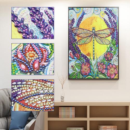 Dragonfly in Garden - Special Diamond Painting