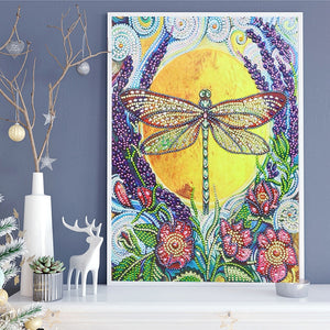 Dragonfly in Garden - Special Diamond Painting
