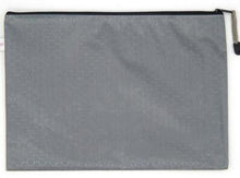 Load image into Gallery viewer, Zipper Bag for A4 LED Light Pad