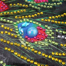 Load image into Gallery viewer, Stunning Peacock - Special Diamond Painting