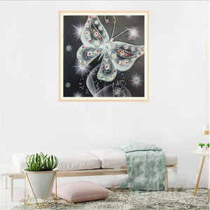 Shiny White Butterfly - Special Diamond Painting