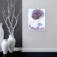 Load image into Gallery viewer, Beautiful Girl - Special Diamond Painting
