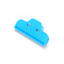 Load image into Gallery viewer, Strong Clips to Hold Diamond Painting Canvas and LED Light Pad