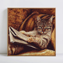 Load image into Gallery viewer, Amazing Cat Reading Newspaper Diamond Art Kit