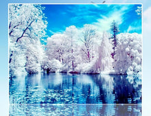 Load image into Gallery viewer, Natural Blue Lake in the Winter