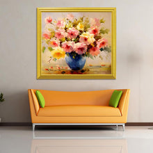 Load image into Gallery viewer, Attractive Vase &amp; Flowers