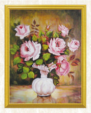Load image into Gallery viewer, Gorgeous Vase full of Roses