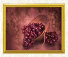 Load image into Gallery viewer, Basket full of Red Grapes