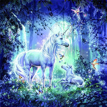 Load image into Gallery viewer, Fantasy Land Unicorns Painting Kit