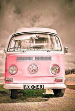 Load image into Gallery viewer, square diamond painting